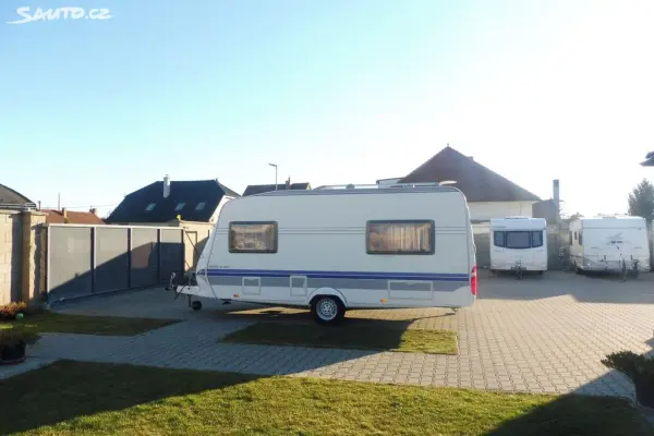 Hobby De Luxe 460 — Hobby 2009