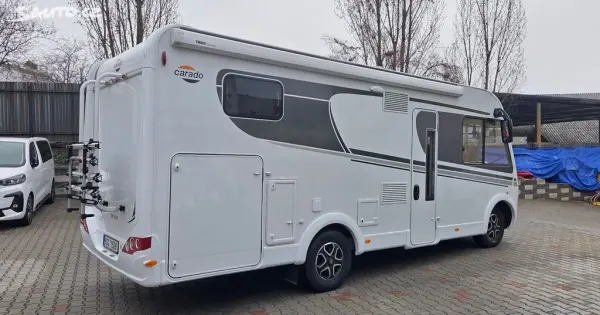 Carado I338 (2023) – Plně integrovaný vůz v automatu (160 HP) a OFF-GRID výbavou - Carado 2023
