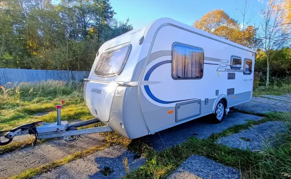 HYMER Feeling 470, automatický MOVER, soběstačný - fotografie 3