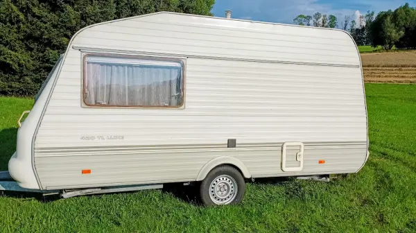 Avento 420 Premier + předstan + TV - fotografie 2