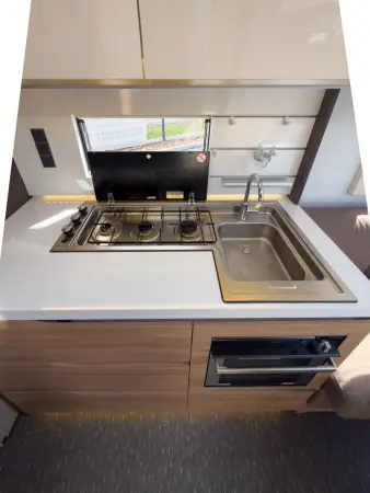 Adria Alpina 663 UK - fotografie 8
