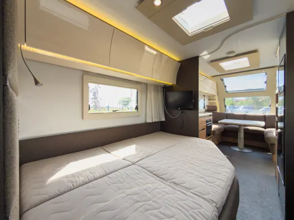 Adria Alpina 663 UK - fotografie 13