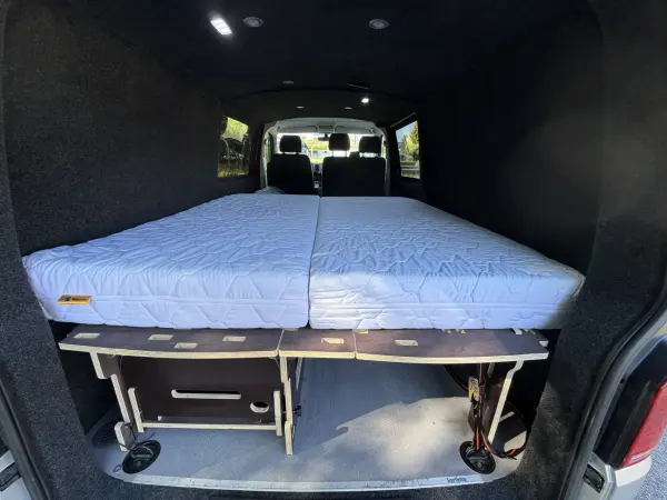Volkswagen Transporter T6 - long, DSG, 110kW - obytná vestavba - fotografie 11