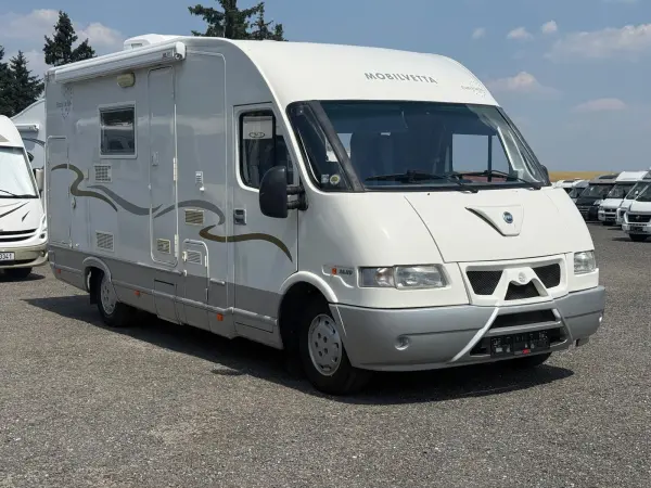 Mobilvetta Euro Yacht - Mobilvetta 2002