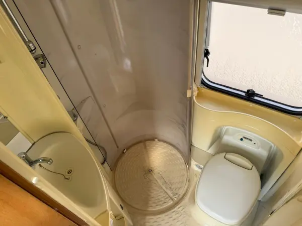 Knaus Sun Traveller Fiat Ducato, 2x klimatizace, markýza - fotografie 4