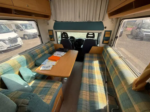 Knaus Sun Traveller Fiat Ducato, 2x klimatizace, markýza - fotografie 5