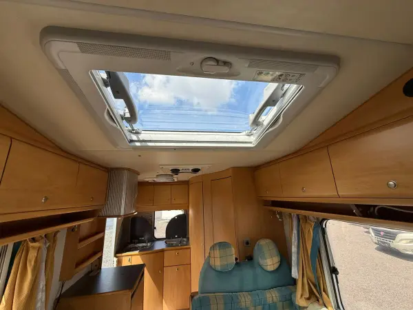 Knaus Sun Traveller Fiat Ducato, 2x klimatizace, markýza - fotografie 15