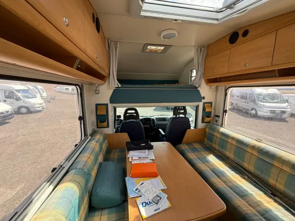 Knaus Sun Traveller Fiat Ducato, 2x klimatizace, markýza - fotografie 16