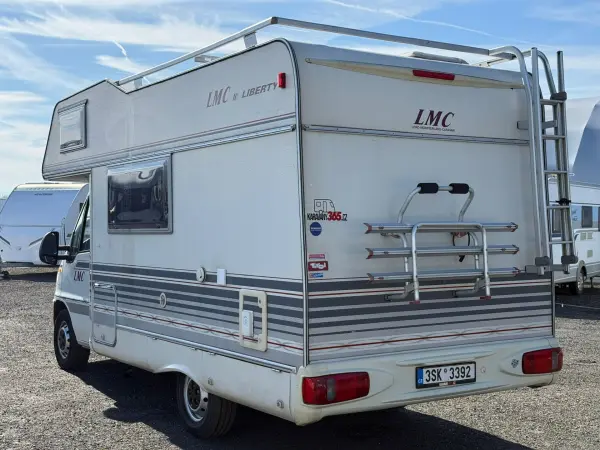 LMC 2.8JTD, 2001, držák kol, stropní ventilátor - fotografie 4