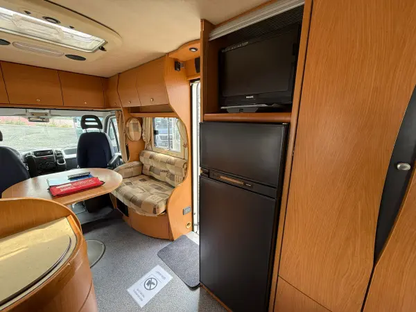 Laika Ecovip 6.1, 2x klimatizace, držák na 4 kola - fotografie 12