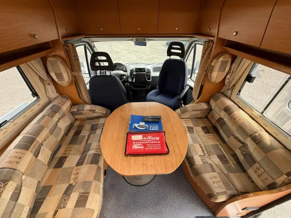 Laika Ecovip 6.1, 2x klimatizace, držák na 4 kola - fotografie 14