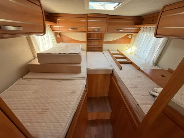 Hymer 580 MLT, automat, 2x klimatizace, markýza, satelit - fotografie 20