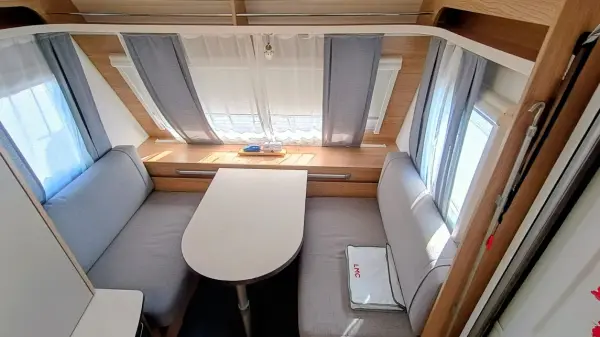 LMC Sassino 460E, Mover, Klimatizace, Markýza + stěny - fotografie 15
