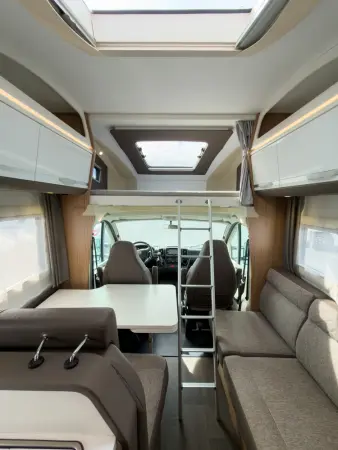 Adria Coral XL Axess 670 SP - fotografie 16