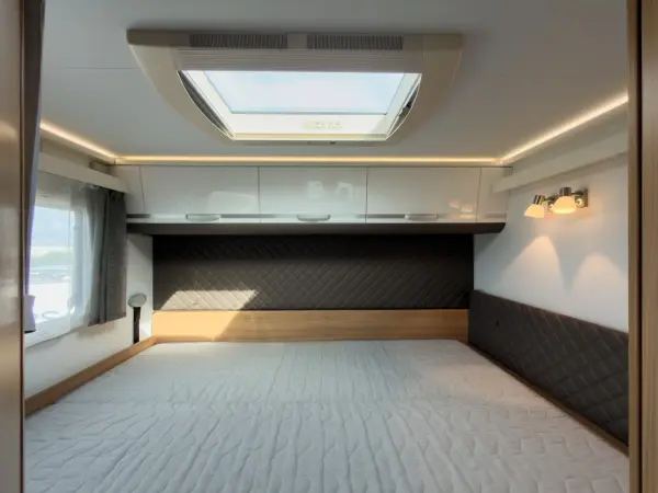 Adria Coral XL Axess 670 SP - fotografie 17