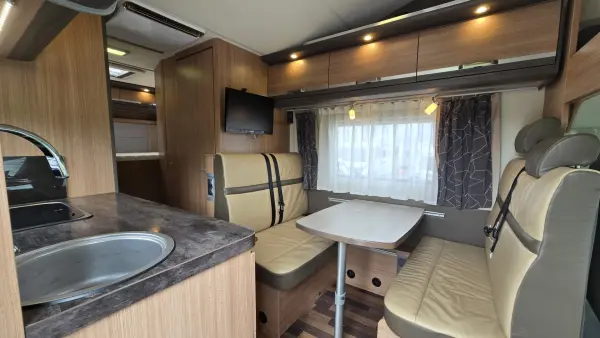 Knaus Sky Traveller 650 – automat – 2017 - fotografie 15