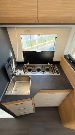 Adria Matrix Axess 670 SL - fotografie 11