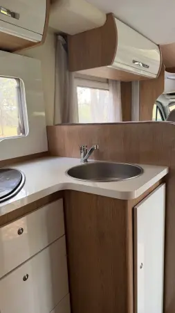 CI Horon 84 XT (2021) - fotografie 9